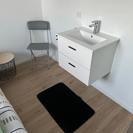 Flat Donville-les-Bains