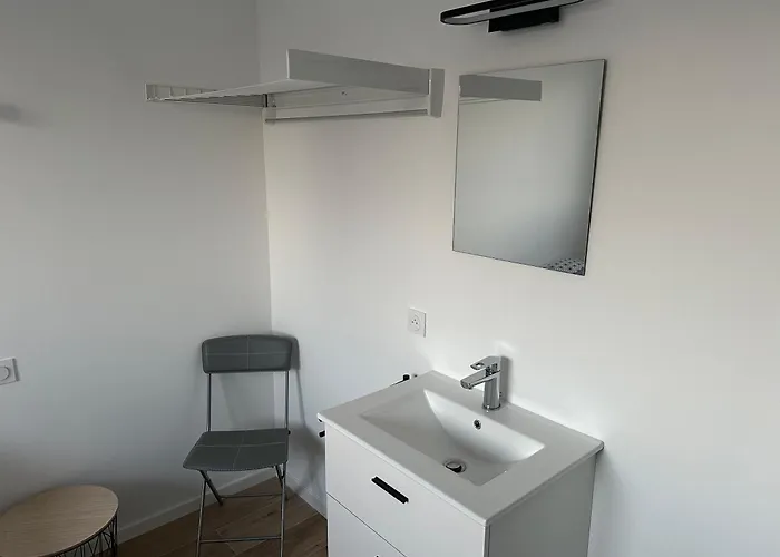 Flat Donville-les-Bains